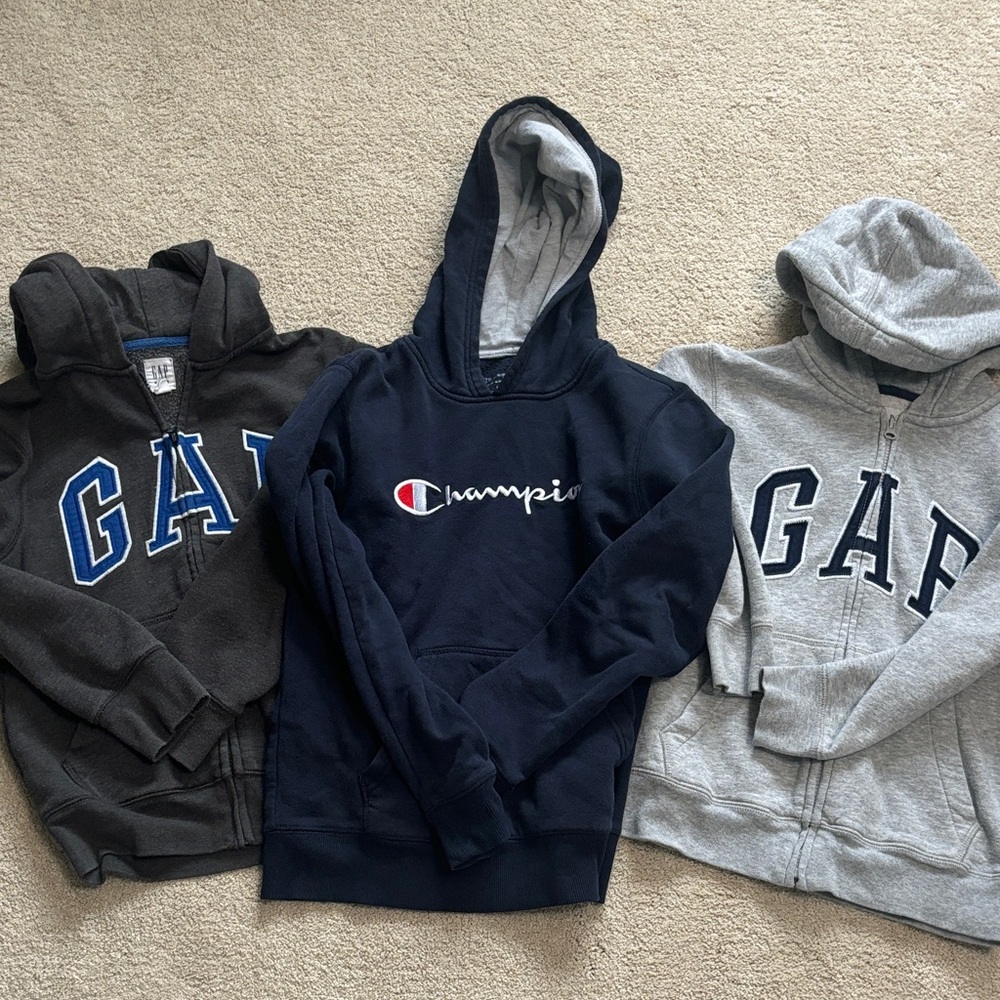 Champion & gap boys  Hoodie size M/L